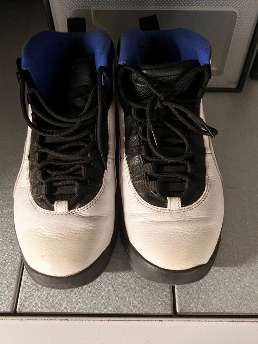 Jordan 10 - White/Black/Blue